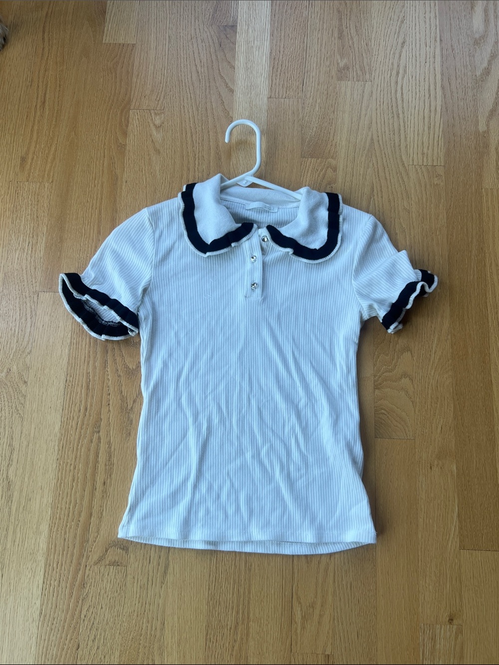 Zara White Ribbed Polo with Navy Scalloped Trim